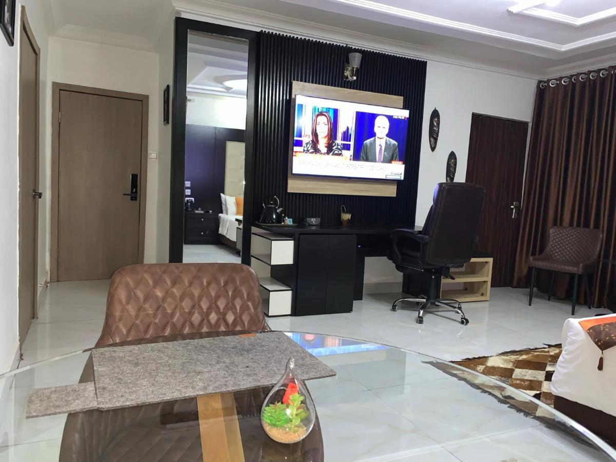Hotel Urban Rootz Abuja Exterior foto